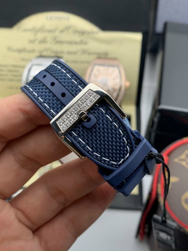 Đồng hồ Franck Muller V45 màu xanh dương