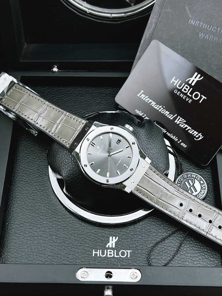 Đồng hồ Hublot Classic Fusion Replica