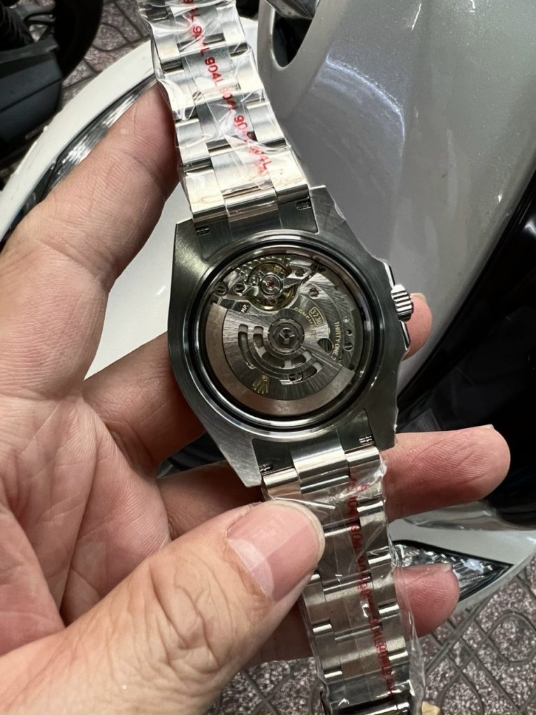Đồng hồ Rolex Caliber 3230 Thụy Sỹ