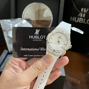 Đồng hồ Hublot Orlinski chế tác kim cương moissanite hong kong
