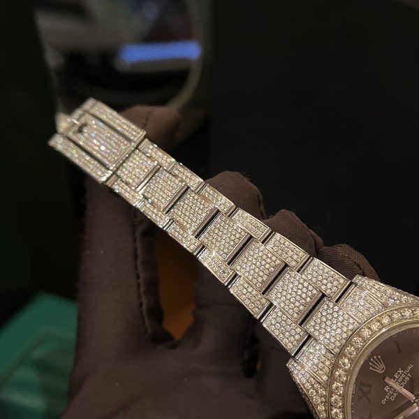 Đồng hồ Rolex DateJust độ full kim cương moissanite