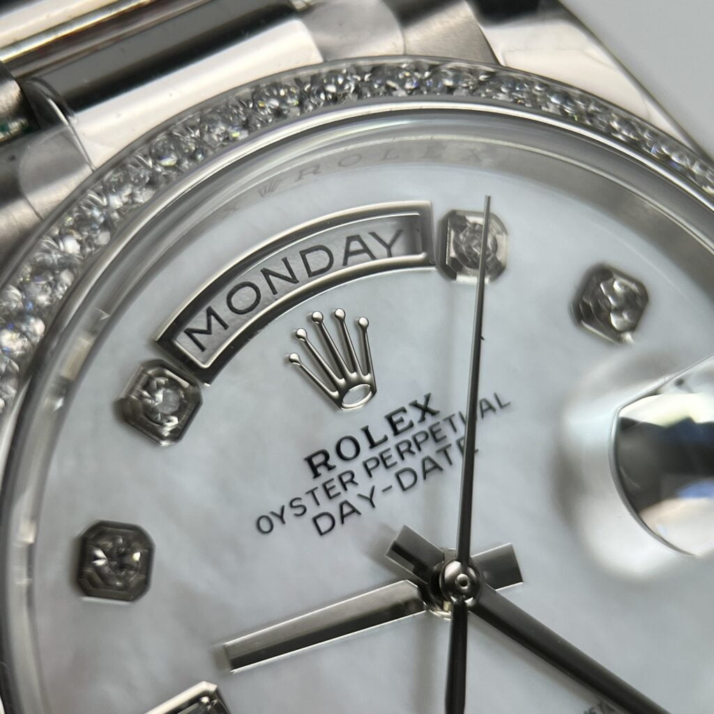 Đồng hồ độ kim cương Moissanite Rolex Rep 11