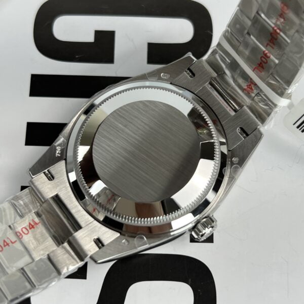 Đồng hồ độ kim cương Rolex Super Fake 11