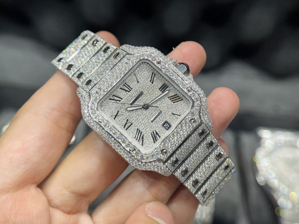 Đồng hồ Cartier chế tác kim cương moissanite