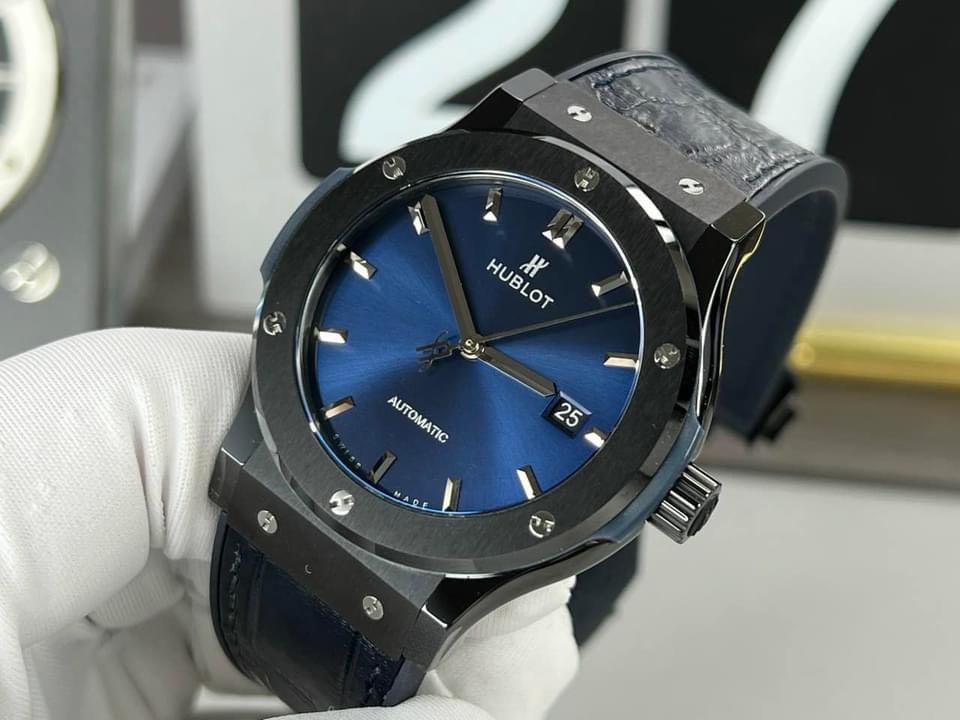 Đồng hồ Hublot Classic Fusion Ceramic Fake 11 màu xanh than