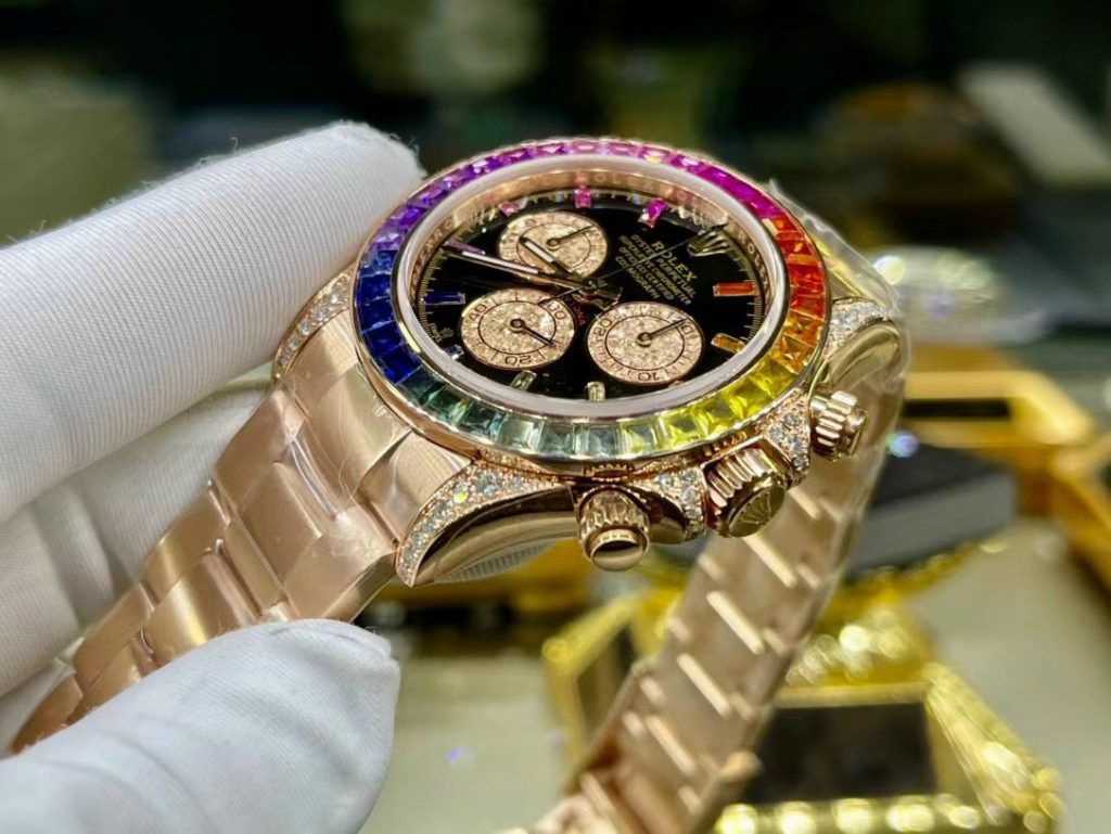 Đồng hồ Rolex Daytona bọc vàng 18K