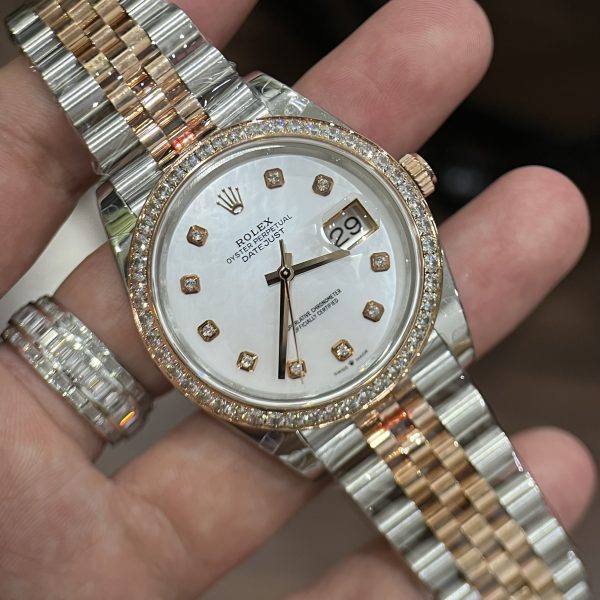 Đồng hồ Rolex bọc vàng hồng