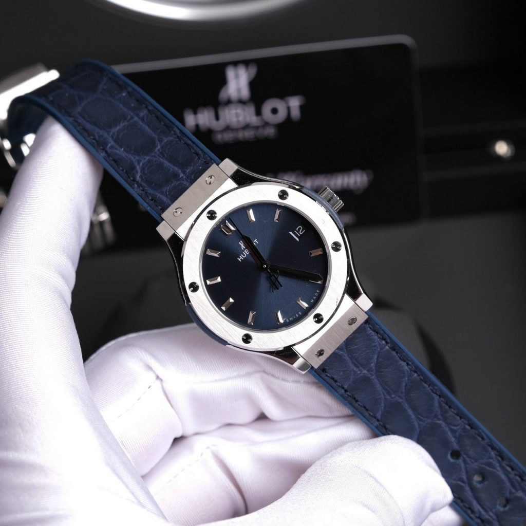 Đồng hồ Hublot Classic Fusion nữ màu xanh