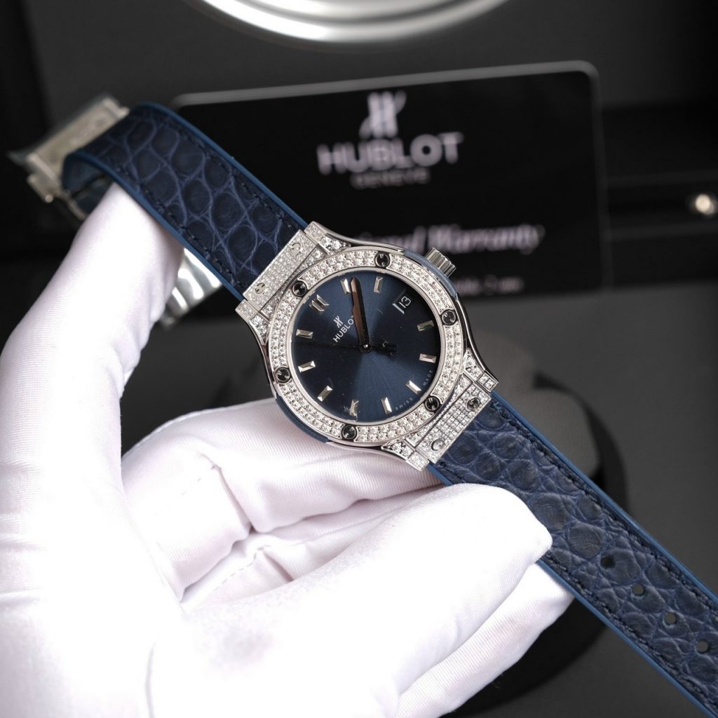 Đồng hồ Hublot nữ màu xanh than
