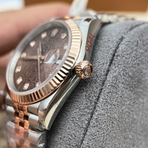 Đồng hồ Rolex bọc vàng hồng