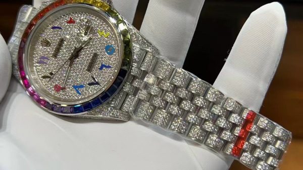 Đồng hồ Rolex full kim cương moissanite