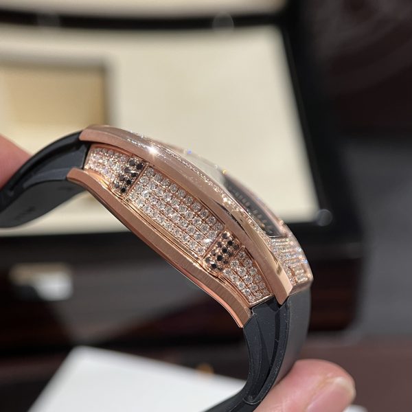 Đồng hồ Richard Mille RM007 chế tác kim cương thiên nhiên