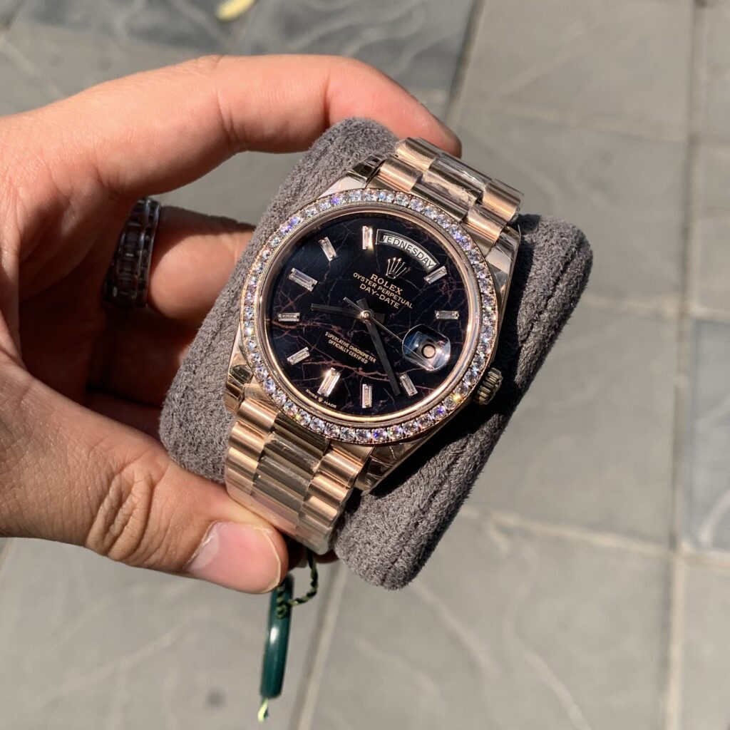 Đồng hồ Rolex Rep 1 1 mặt nham thạch
