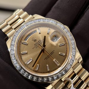 Đồng hồ Rolex độ kim cương bọc vàng 18k