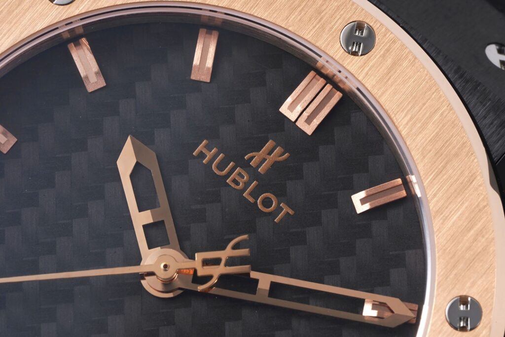 Đồng hồ Hublot Classic Fusion Ceramic Fake 11