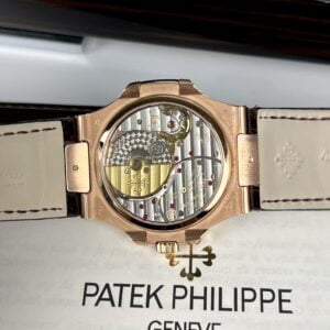 Đồng hồ Patek Philippe 5724R Cơ lộ máy