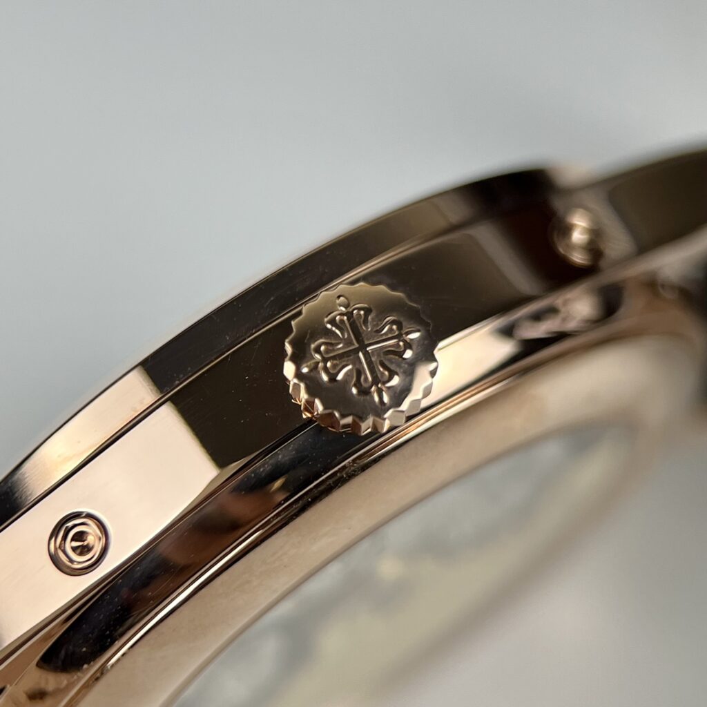 Đồng hồ bọc vàng Patek Philippe Rep 11 5396R 3K Factory Màu Nâu