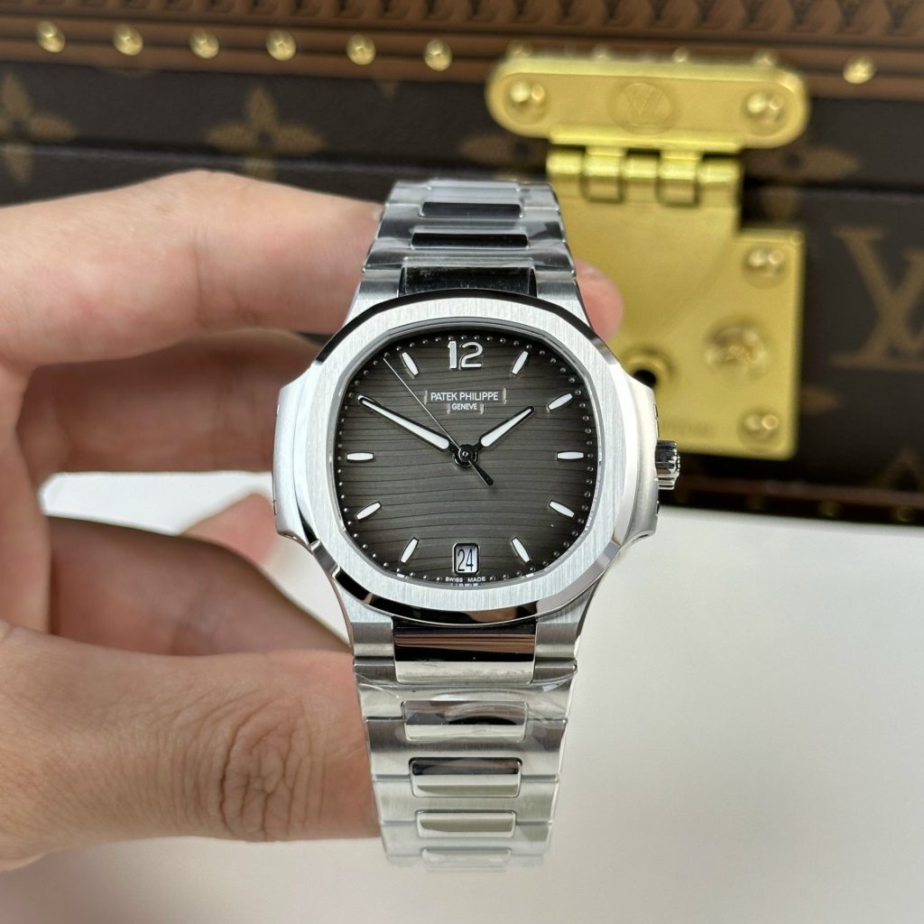 Đồng Hồ Nữ Patek Philippe Nautilus 7118 Replica 11 Thụy Sỹ Mặt Màu Xám 3K (1)