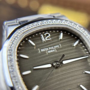 Đồng Hồ Patek Philippe Nữ Đính Đá Nautilus 7118-1200A Rep 11