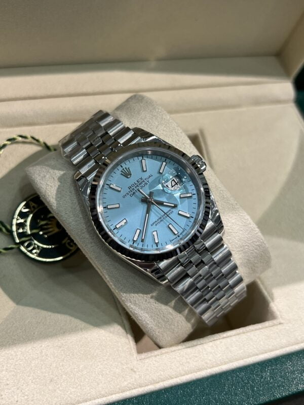 Đồng Hồ Rolex DateJust Ice Blue Dial Fake 11
