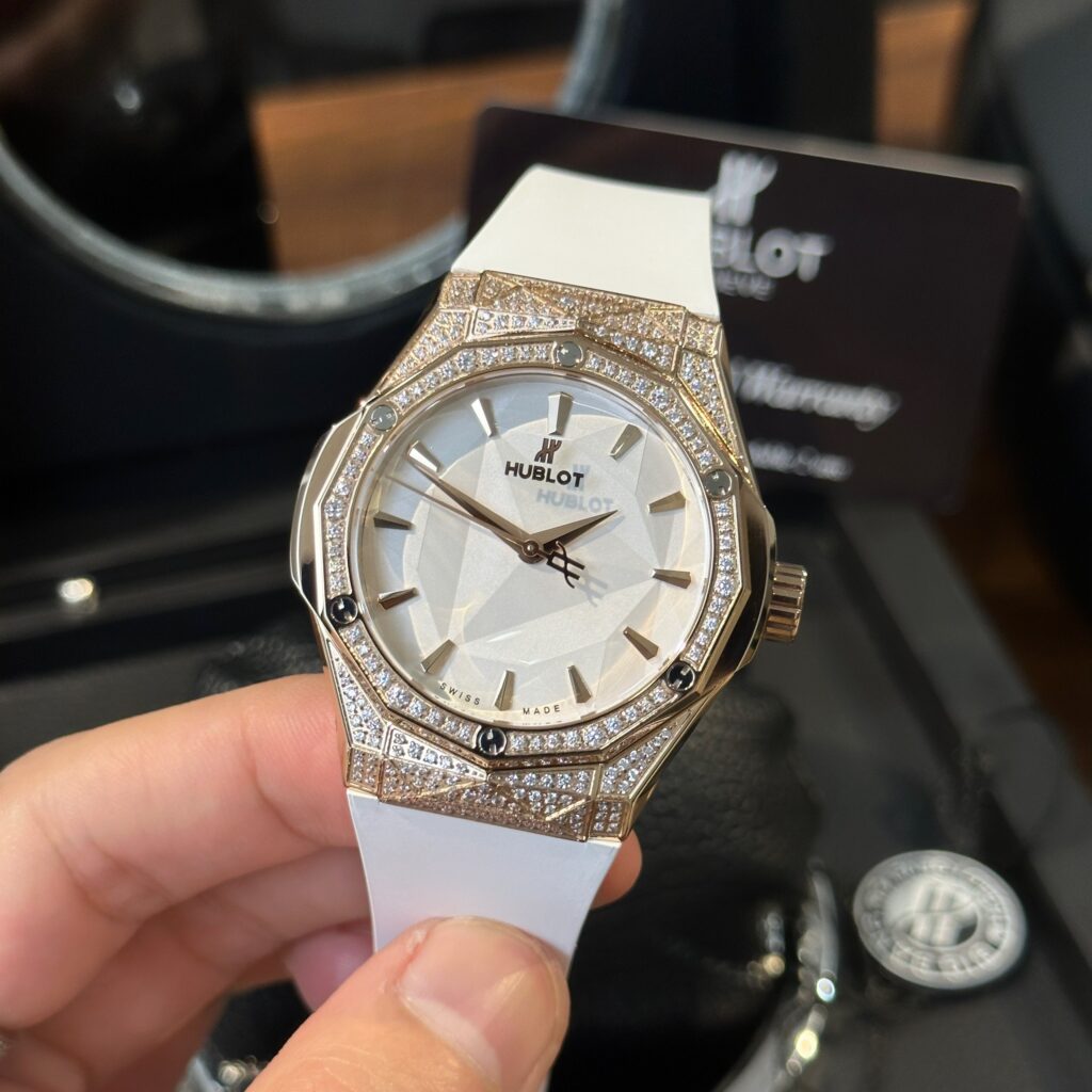 Đồng Hồ Hublot Orlinski King Gold Pave Diamonds Dây Cao Su