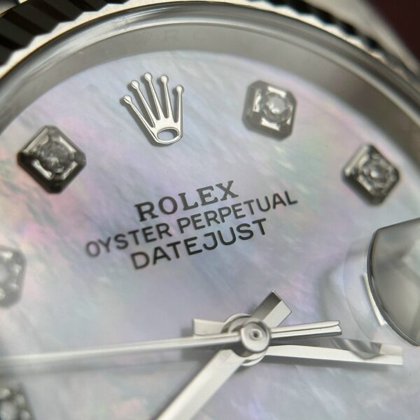 Đồng Hồ Mặt Xà Cừ Rolex DateJust