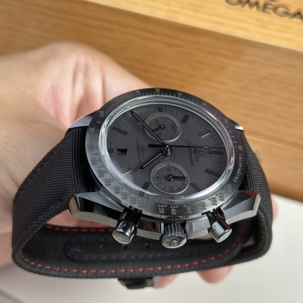 Đồng Hồ Omega Speedmaster Dark Side of The Moon Gốm Đen Nhà Máy OM 44mm