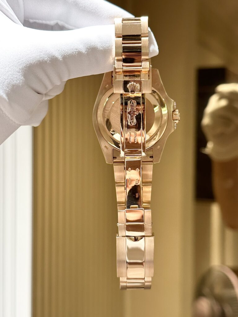 Đồng Hồ Rolex GMT-Master II 116748 Vàng Nguyên Khối