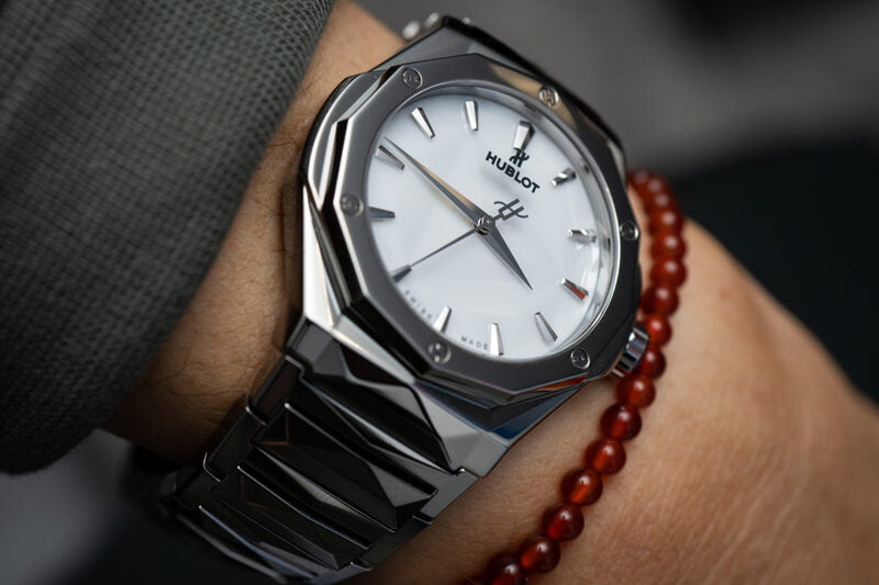 Đồng hồ Replica là gì cùng DWatch Luxury
