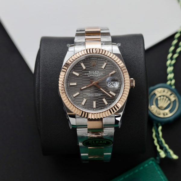 Đồng Hồ Rolex Datejust 126331 Dây Đeo Oyster Replica Cao Cấp Nhà Máy Clean (1)