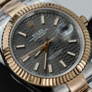 Đồng Hồ Rolex Datejust 126331 Dây Đeo Oyster Replica Cao Cấp Nhà Máy Clean (1)