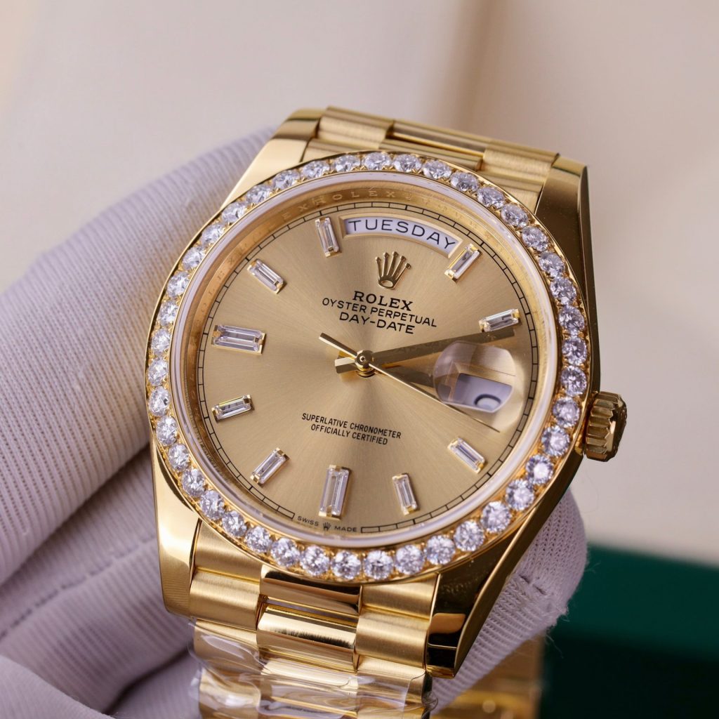 Đồng Hồ Rolex Day-Date Bọc Vàng Độ Kim Cương Moissanite 40mm (8)