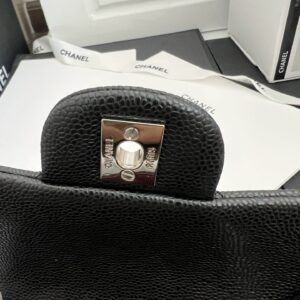 Túi Xách Chanel Medium Classic Siêu Cấp Màu Đen Khóa Bạc 20cm (1)