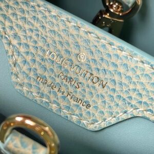 Túi Xách Louis Vuitton Capucines BB Siêu Cấp Màu Xanh Bạc Hà 27x21x10cm (1)