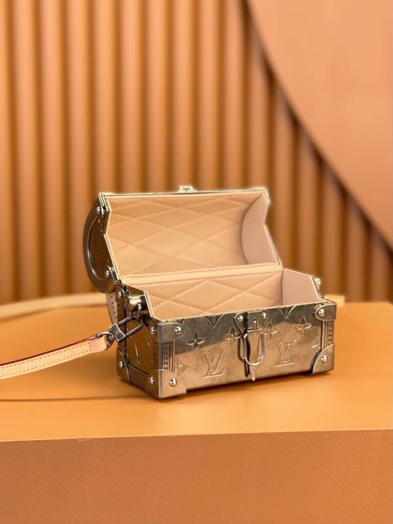 Túi Xách Louis Vuitton Rương Màu Sliver Mini Siêu Cấp 11 16x12x7cm (4)
