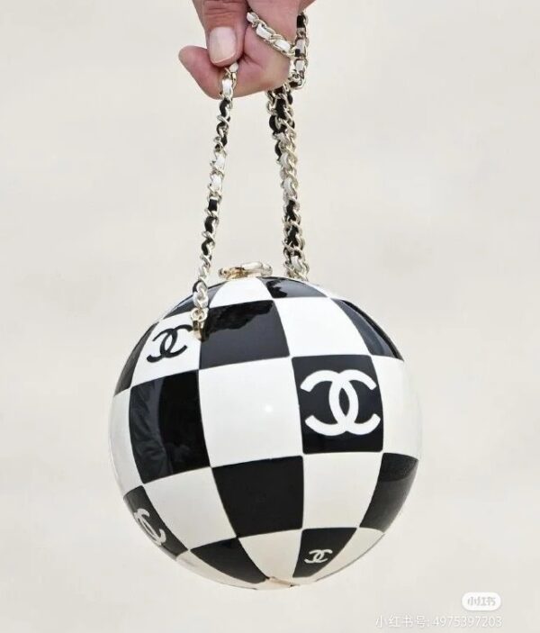 Túi Xách Nữ Hàng Hiệu Chanel Quả Cầu Mix Đen Trắng 11 Siêu Cấp (1)
