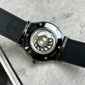 Đồng Hồ Hublot Classic Fusion Ceramic Đính Đá Replica 11 JJZ 42mm (11)