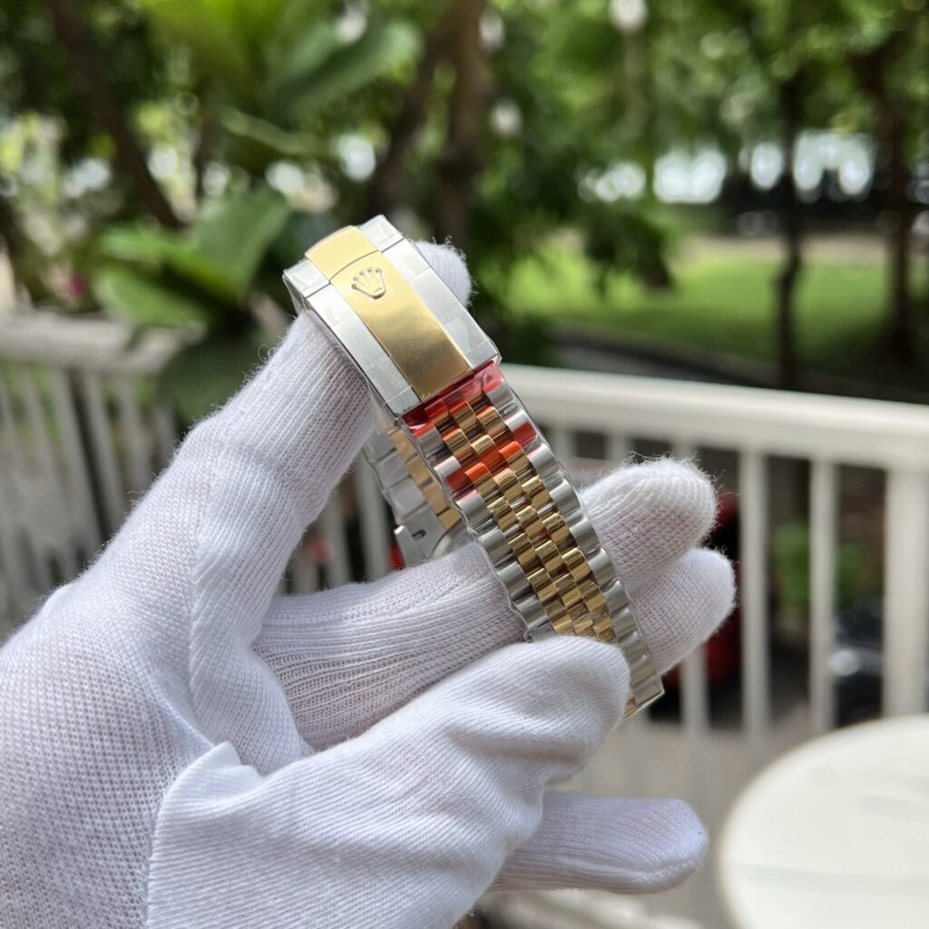 Đồng Hồ Rolex DateJust Super Fake 11 Viền Khía EW Factory 36mm (1)