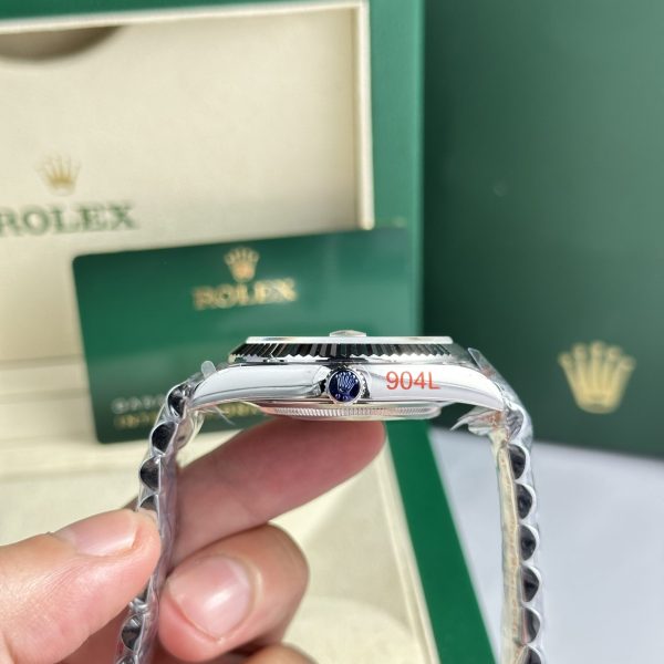 Đồng Hồ Rolex Day-Date 228236 Tinh Chỉnh Mặt Thiên Thạch GM V3 (5)