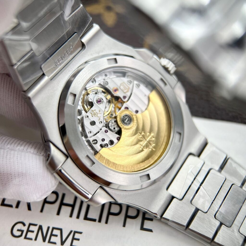 Đồng hồ Patek Philippe Automatic