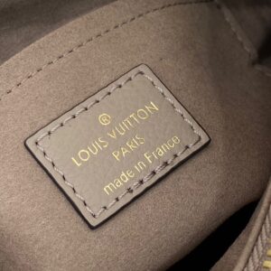 Túi Louis Vuitton LV Bagatelle Họa Tiết Monogram 24x18cm (1)