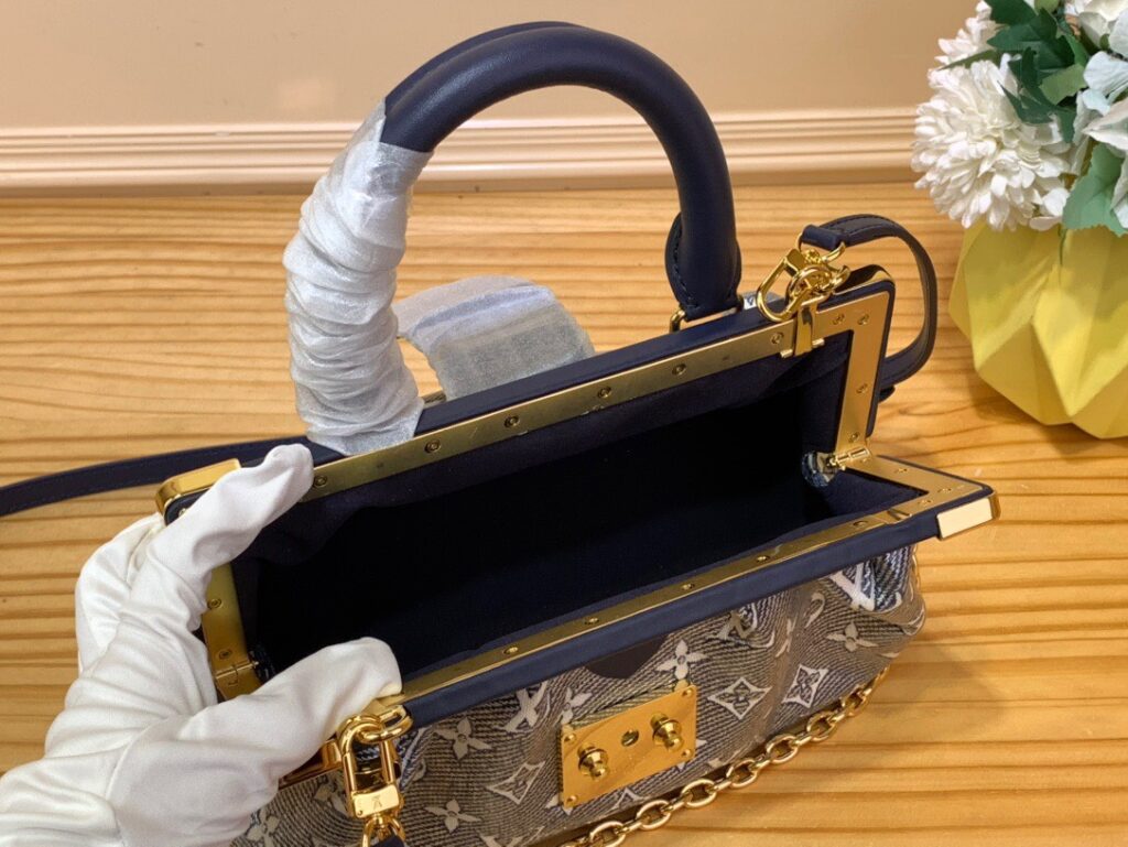 Túi Louis Vuitton LV Clucth Tisitt Siêu Cấp Họa Tiết Monogram 28x14cm (2)
