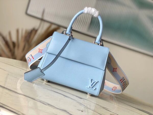 Túi Louis Vuitton LV Clunny Nữ Siêu Cấp Dây Màu Xanh 20x16cm (1)