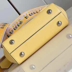 Túi Louis Vuitton LV Clunny Siêu Cấp Màu Vàng Chanh 20x16cm (1)