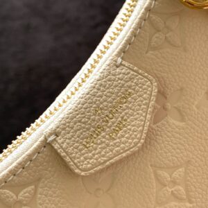 Túi Louis Vuitton LV Easy Pouch On Strap Siêu Cấp Nữ Màu Trắng 19×11 (2)