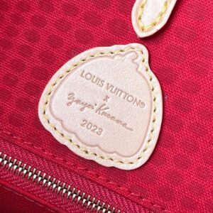 Túi Louis Vuitton LV On The Go Họa Tiết Chấm Bi Siêu Cấp 35x28cm (2)