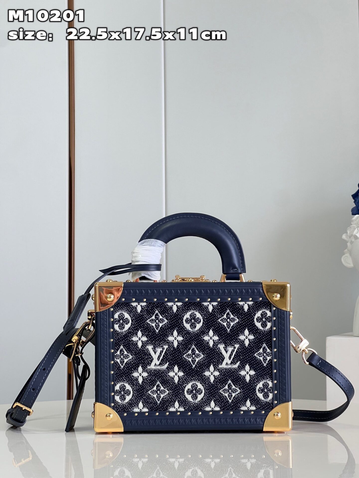 Louis Vuitton - Petite Valise - Monogram - Unisex - Luxury