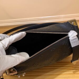 Túi Louis Vuitton LV Side Trunk Màu Đen Siêu Cấp 21cm (2)
