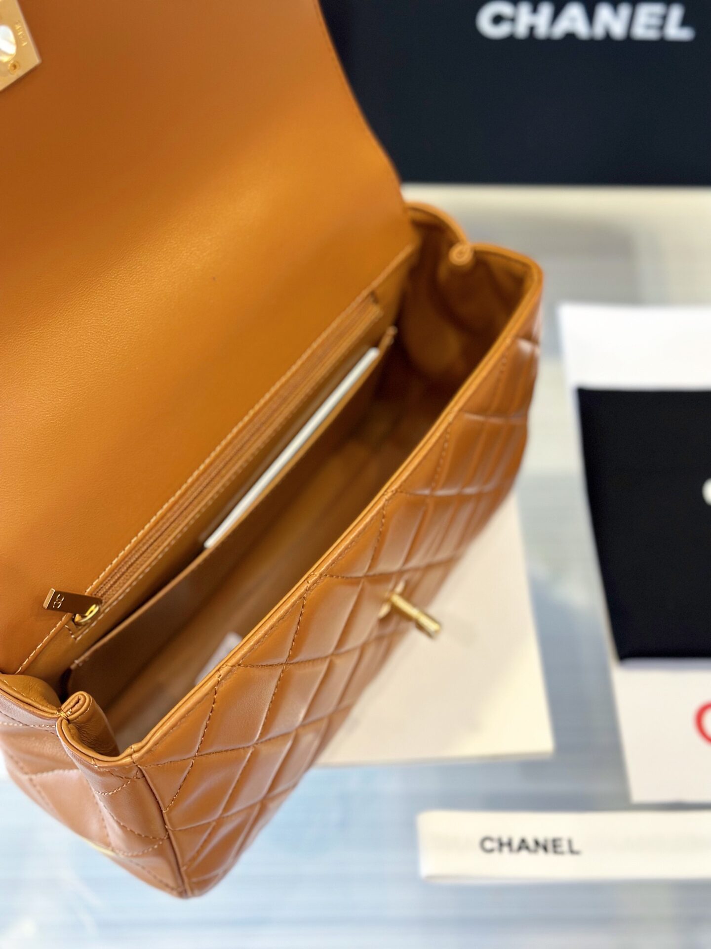 Túi Xách Chanel Coco Mini Handle Bag Màu Xanh Dương Siêu Cấp 22X21Cm -  Dwatch Luxury
