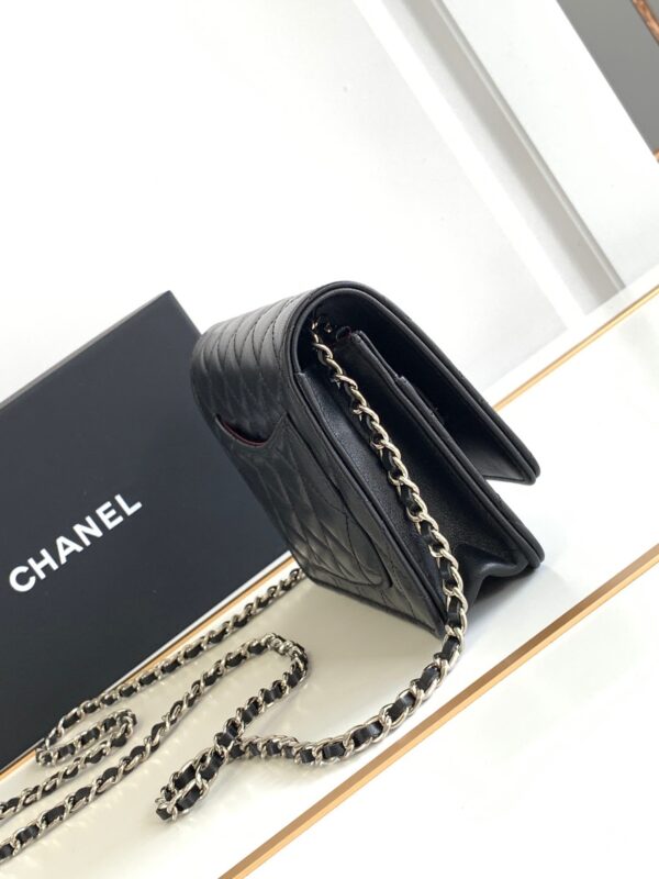 Túi Xách Hàng Hiệu Chanel Woc Màu Đen Da Mịn 19cm (5)